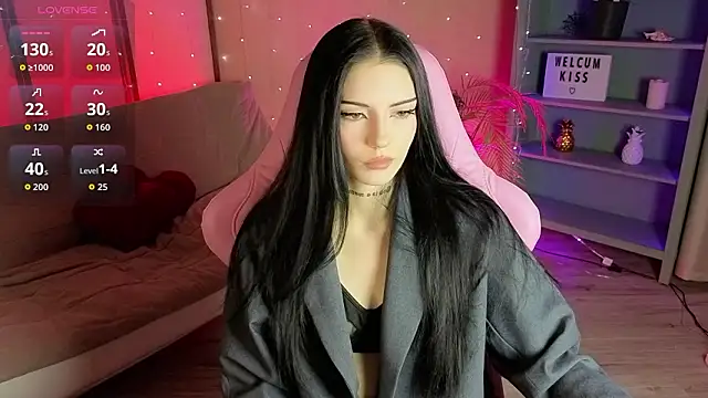 Snapshot of Kelly__Bunny chatting on February 2026 10:43:01 AM Kelly Bunny online show from February 2026 10:43:01 AM