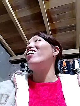 Gummiesu online show from February 2026 02:15:02 AM