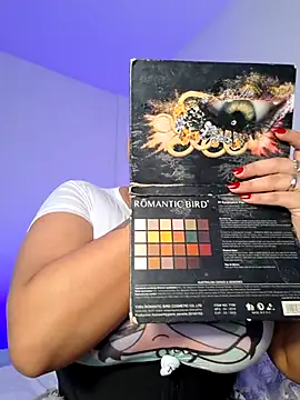 Snapshot of curly_girl_31 chatting on March 2026 09:21:01 PM curly girl 31 online show from March 2026 09:21:01 PM