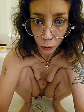 xxEMMxxx online show from February 2026 07:18:02 AM