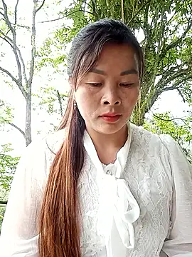 Bling sexy online show from March 2026 12:58:02 AM