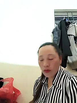 Snapshot of Jooj- chatting on February 2026 01:53:02 PM Jooj- online show from February 2026 01:53:02 PM