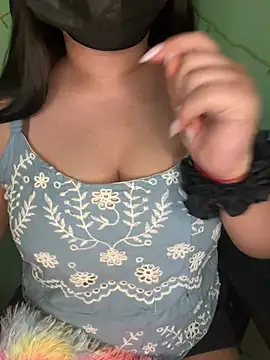 Praachiiii online show from February 2026 04:37:02 PM