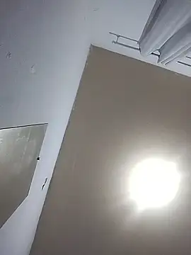 lauramartins77 online show from January 2026 02:15:01 AM