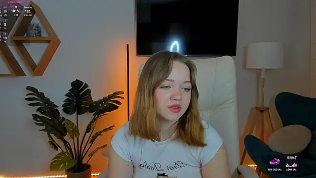 Kiss Moon online show from February 2026 07:12:02 PM