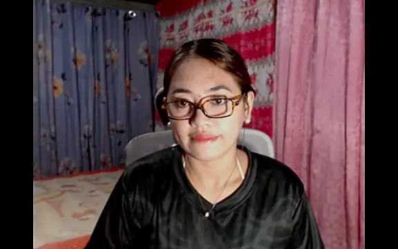 Snapshot of pinay_mayahiga chatting on July 2026 01:26:01 PM pinay mayahiga online show from July 2026 01:26:01 PM