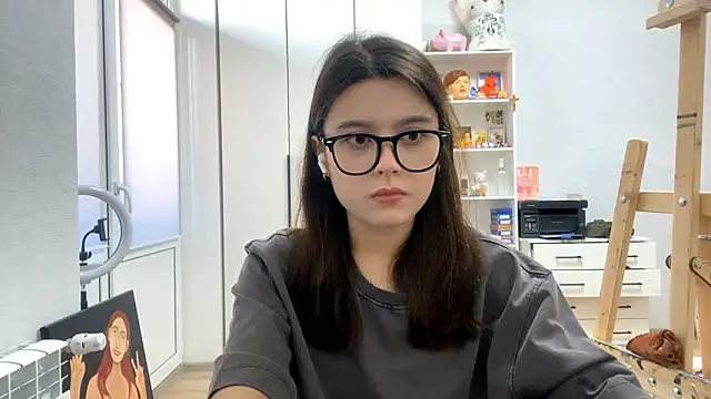 SaintMari online show from March 2026 12:34:02 PM