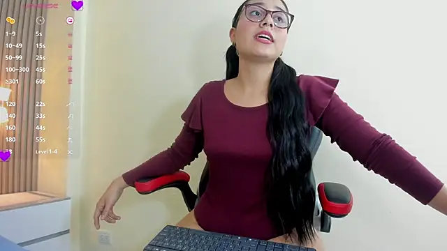 BELLA STONE3 online show from February 2026 07:46:01 PM