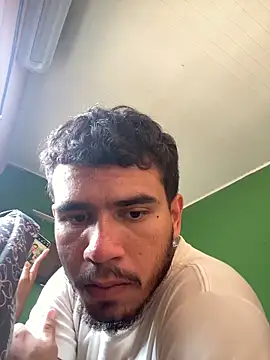 reipromiscuo01 online show from February 2026 05:08:01 PM