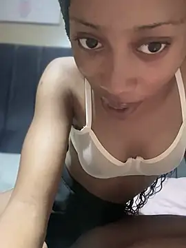 diamond Ines online show from February 2026 12:42:02 AM