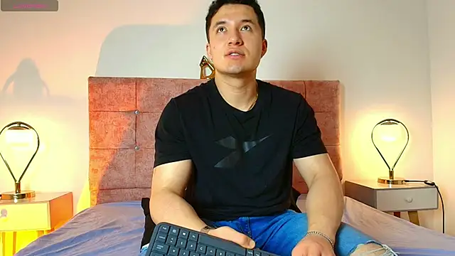 Alexander Connor online show from April 2026 12:29:02 PM