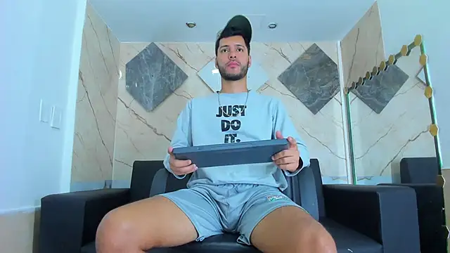 Snapshot of Angel_Villareal chatting on February 2026 04:55:01 AM Angel Villareal online show from February 2026 04:55:01 AM