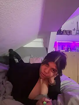 MinaKhalina online show from January 2026 06:12:02 PM