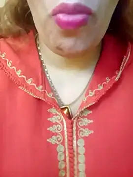 Snapshot of Naughty-Yousra chatting on May 2026 12:26:02 PM Naughty-Yousra online show from May 2026 12:26:02 PM