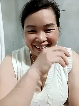 Snapshot of nana_nana99 chatting on May 2026 04:04:02 PM nana nana99 online show from May 2026 04:04:02 PM