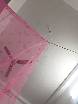 Hot-Tinaa online show from February 2026 02:21:01 AM