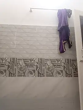 Hot-Tinaa online show from March 2026 06:03:02 AM