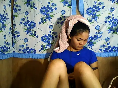 PinaySkinnyJust18 online show from April 2026 09:27:01 AM