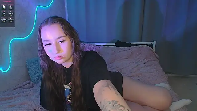  TR1X1E  online show from January 2026 05:28:02 PM