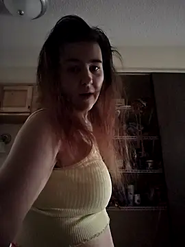 Ashlovescannabis online show from April 2026 06:28:01 PM