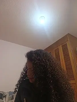 Snapshot of auroracandelax chatting on February 2026 12:58:02 AM auroracandelax online show from February 2026 12:58:02 AM