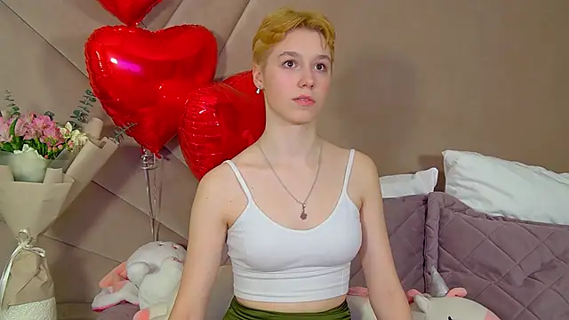 Snapshot of AgataGate chatting on February 2026 03:18:02 PM AgataGate online show from February 2026 03:18:02 PM