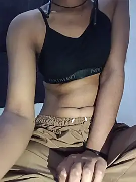 Snapshot of muskan-143 chatting on February 2026 11:50:02 PM muskan-143 online show from February 2026 11:50:02 PM