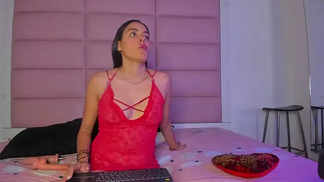 Catalinna 03 online show from March 2026 01:01:01 PM