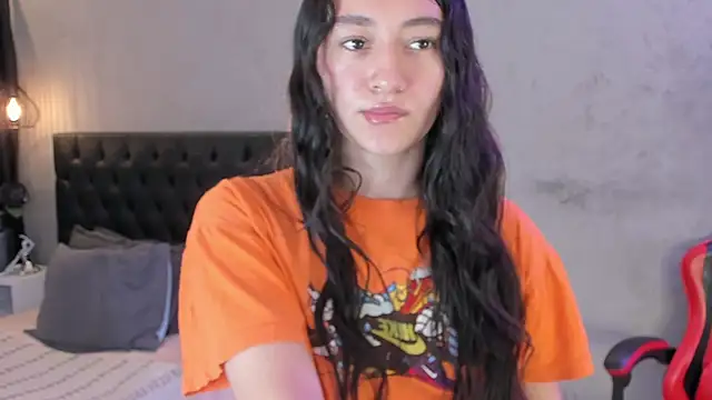 isabella nowa online show from April 2026 11:25:02 AM