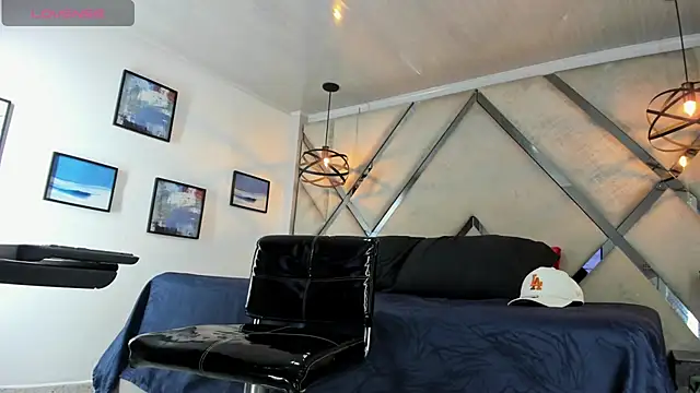 Snapshot of Dusan_Grey77 chatting on February 2026 03:44:02 AM Dusan Grey77 online show from February 2026 03:44:02 AM