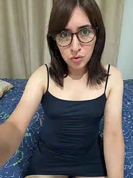 Snapshot of Eide-26 chatting on July 2026 03:22:01 AM Eide-26 online show from July 2026 03:22:01 AM