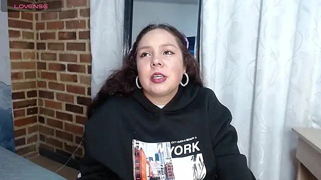 HannaRose- online show from March 2026 03:10:01 AM