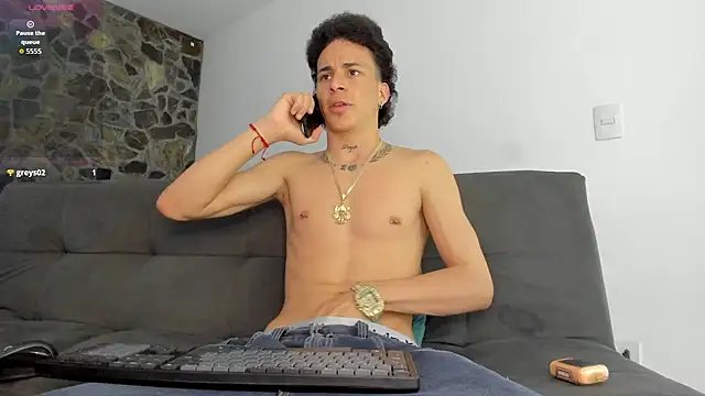 Snapshot of Maxxx_bigcockx chatting on June 2026 03:35:02 AM Maxxx bigcockx online show from June 2026 03:35:02 AM