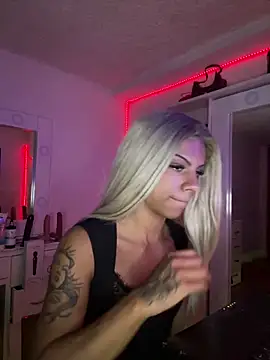 Snapshot of andyy_x chatting on April 2026 09:23:02 AM andyy x online show from April 2026 09:23:02 AM