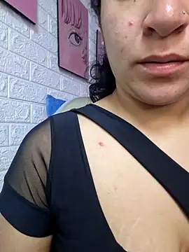 Snapshot of Dany_Moon_ chatting on February 2026 03:24:01 AM Dany Moon online show from February 2026 03:24:01 AM