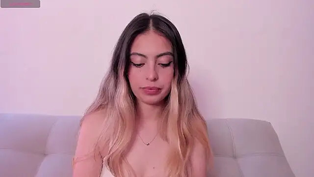 Fernanda aaaa online show from May 2026 02:56:01 PM