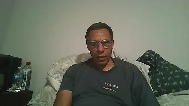 Snapshot of swimmer2496 chatting on February 2026 08:30:01 AM swimmer2496 online show from February 2026 08:30:01 AM