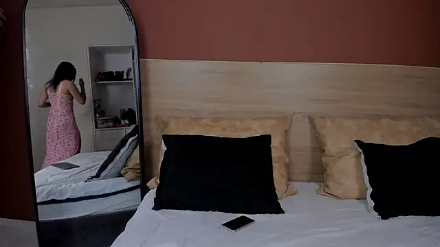 scarlett25   online show from March 2026 08:04:01 PM