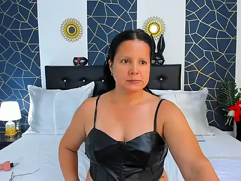 Snapshot of KikyNaughty chatting on February 2026 08:16:01 PM KikyNaughty online show from February 2026 08:16:01 PM