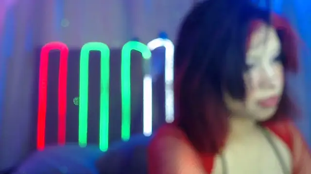 Snapshot of Raven_Goth8 chatting on February 2026 07:10:01 PM Raven Goth8 online show from February 2026 07:10:01 PM