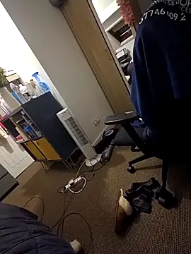 Capitan at work 96 online show from April 2026 01:05:01 AM