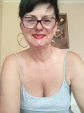 Snapshot of AliceSwan57 chatting on June 2026 06:56:01 AM AliceSwan57 online show from June 2026 06:56:01 AM