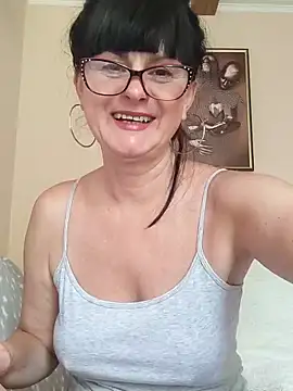 Snapshot of AliceSwan57 chatting on June 2026 07:12:02 AM AliceSwan57 online show from June 2026 07:12:02 AM