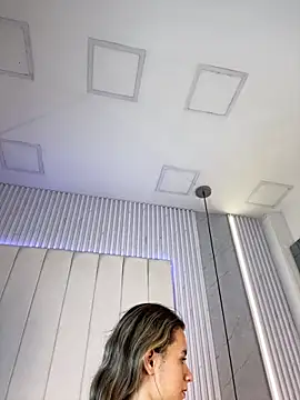 JuliaColemann online show from March 2026 12:01:01 PM