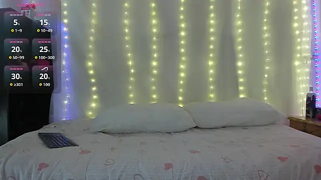 Snapshot of FatalAllure_Trio chatting on February 2026 06:31:01 PM FatalAllure Trio online show from February 2026 06:31:01 PM