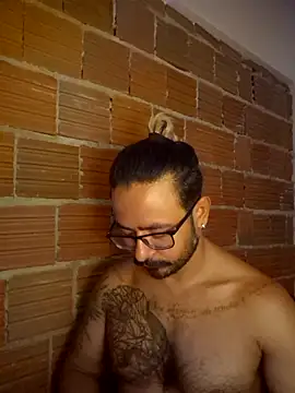 moreno18rn online show from April 2026 12:50:01 PM