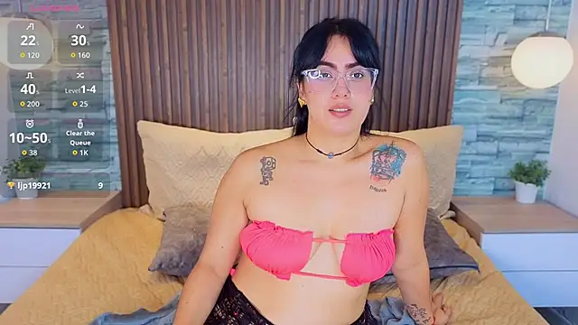 Snapshot of vicky_grey chatting on January 2026 07:11:01 PM vicky grey online show from January 2026 07:11:01 PM