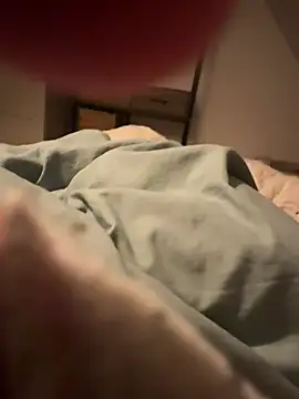 yourlittleboy123 online show from January 2026 12:14:02 AM