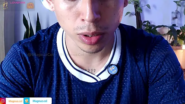 Snapshot of Magnuz_Col chatting on June 2026 01:39:01 AM Magnuz Col online show from June 2026 01:39:01 AM
