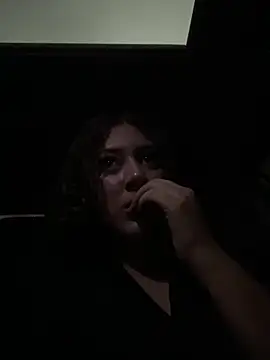 Snapshot of lizzy_luminair chatting on March 2026 11:21:01 PM lizzy luminair online show from March 2026 11:21:01 PM